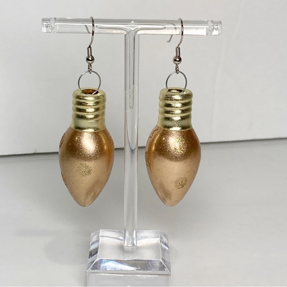Christmas Tree Light Bulb Ornament Earrings Glitter Gold NEW - Picture 1 of 8